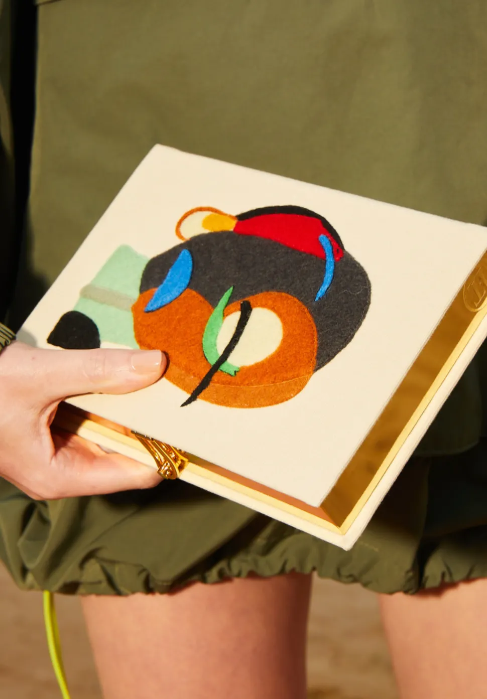 Non-Strapped|Book Clutch<Olympia Le-Tan Art is Not a Thing, Is a Way
