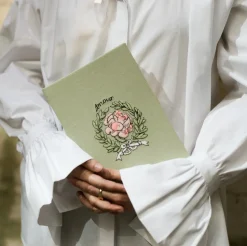 Non-Strapped|Book Clutch<Olympia Le-Tan Love (Carlota Santos)