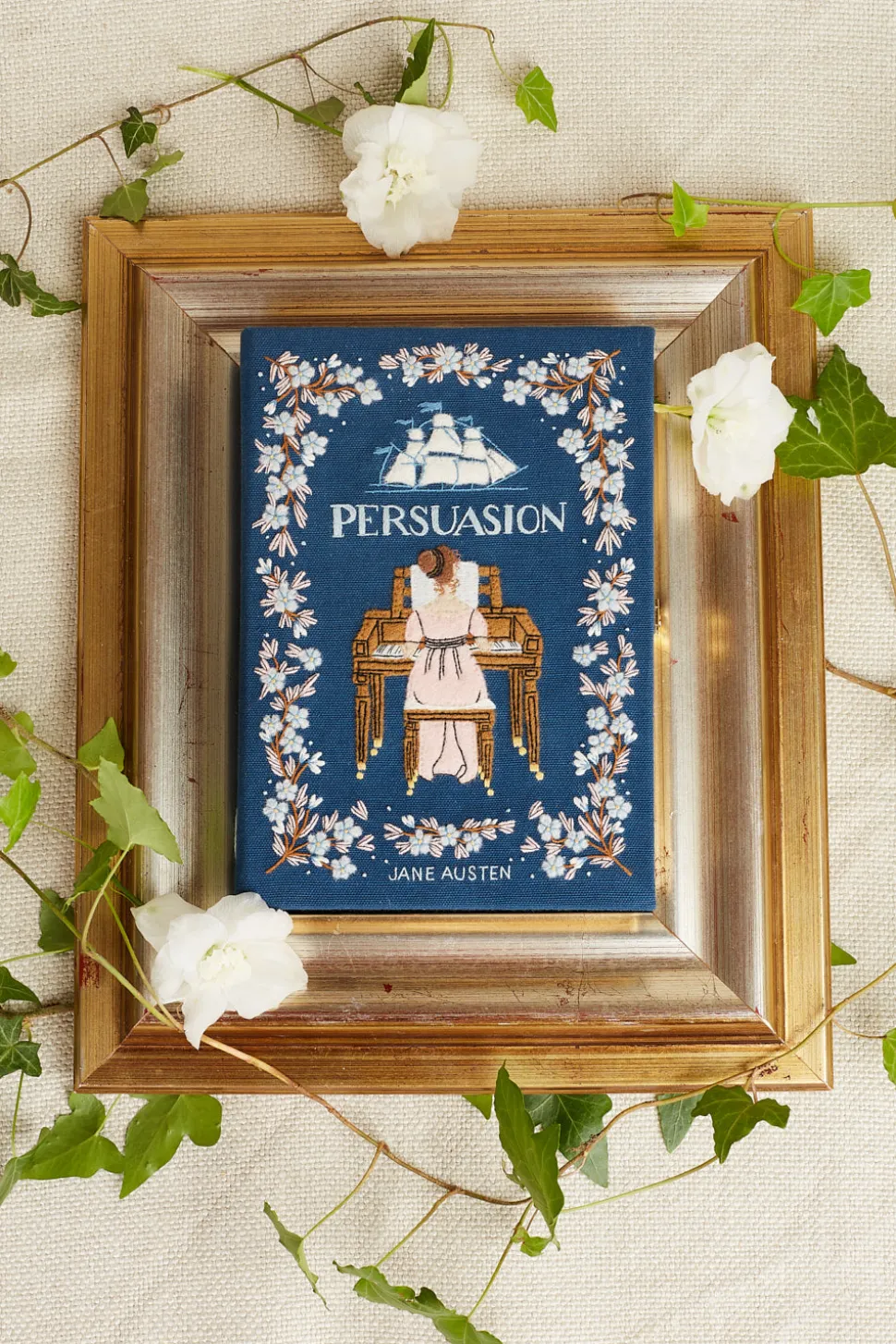 Strapped|Book Clutch<Olympia Le-Tan Persuasion Jane Austen by Meghann Rader (Strapped)