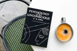 Strapped|Book Clutch<Olympia Le-Tan Psychology Of The Unconscious (Strapped)