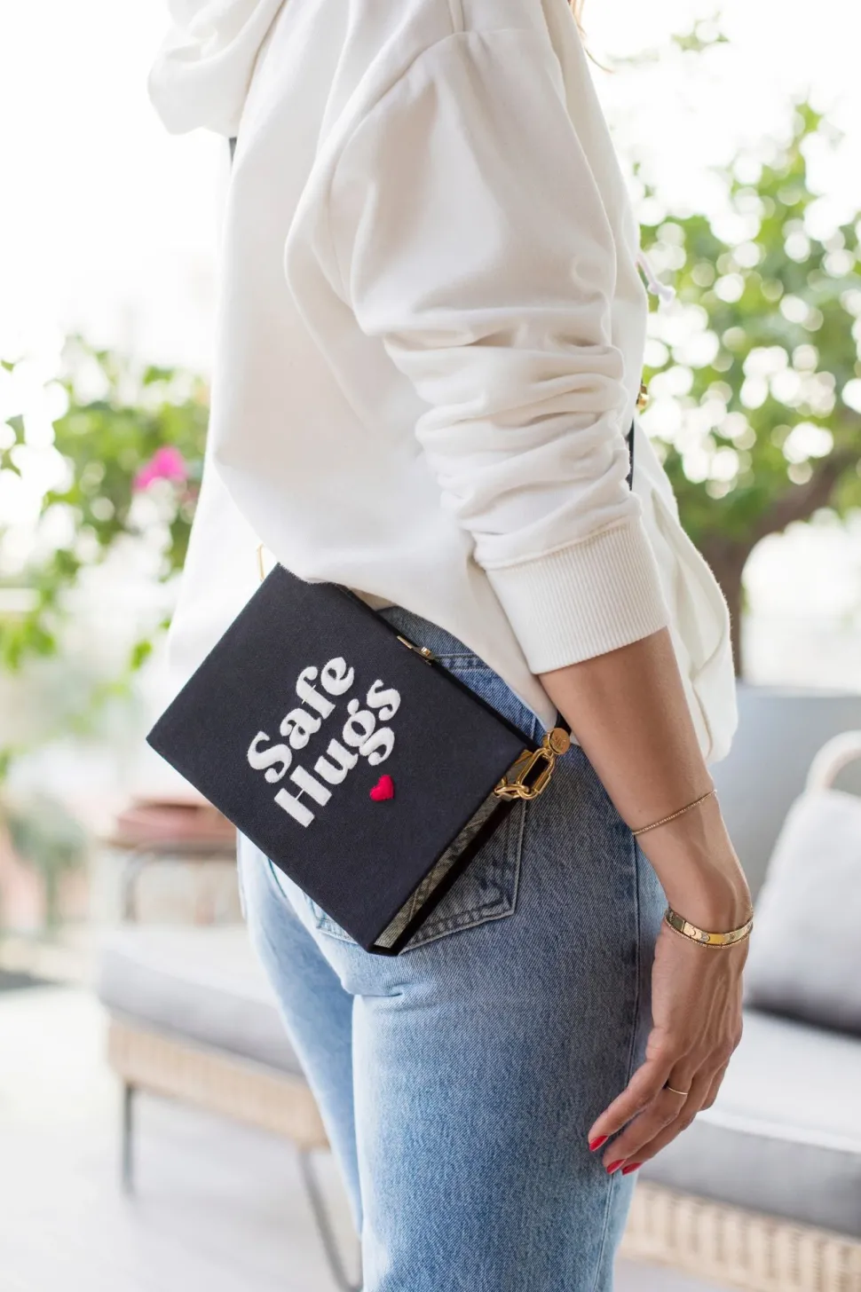 Non-Strapped|Book Clutch<Olympia Le-Tan Safe Hugs Black