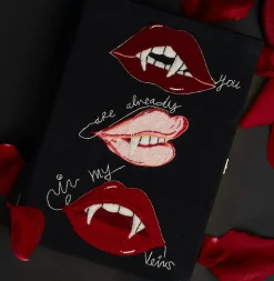 Strapped|Book Clutch<Olympia Le-Tan Vampire Lips (Strapped)