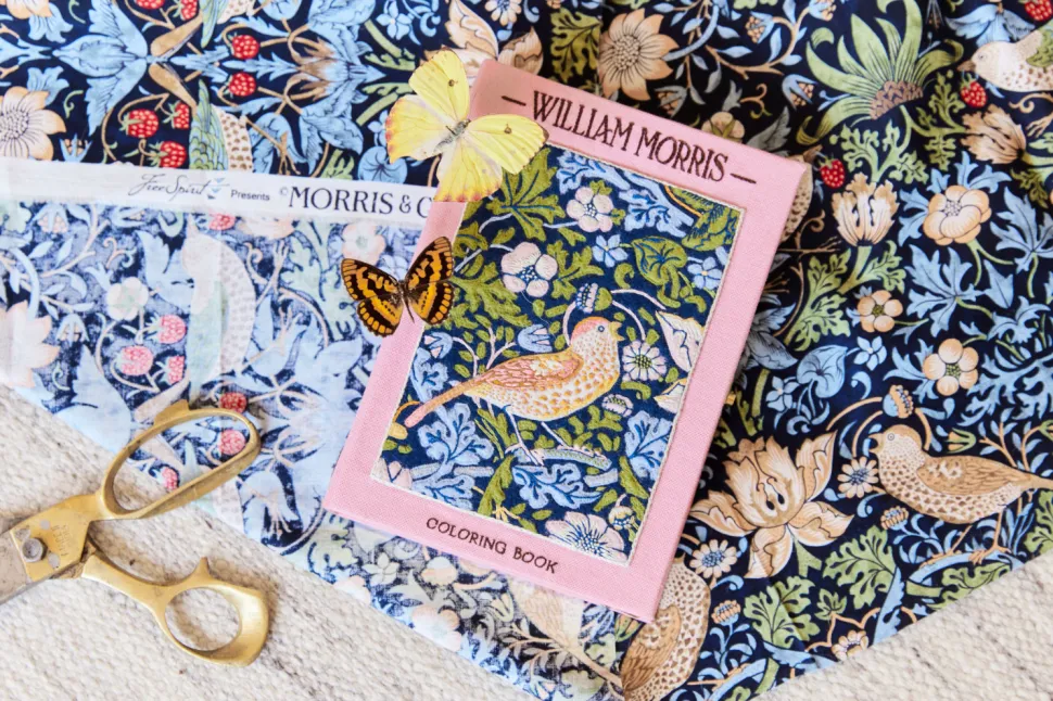 Strapped|Book Clutch<Olympia Le-Tan William Morris Coloring Book (Strapped)